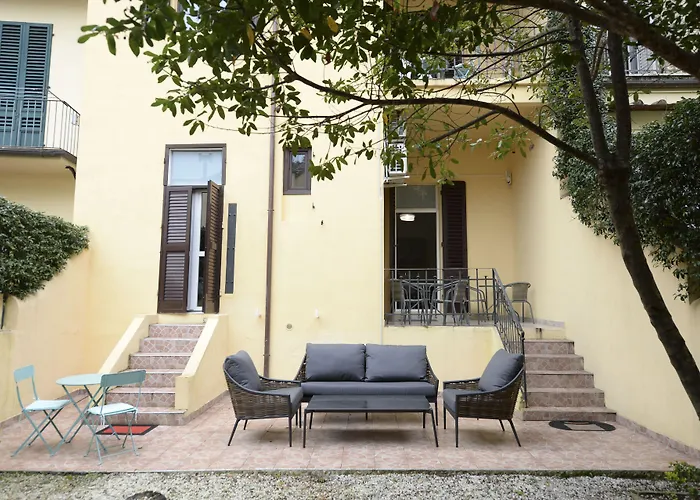 Palazzo Oliveto 3* Firenze